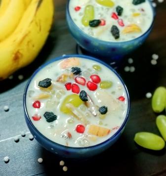 sabudana-sago-fruit-custard